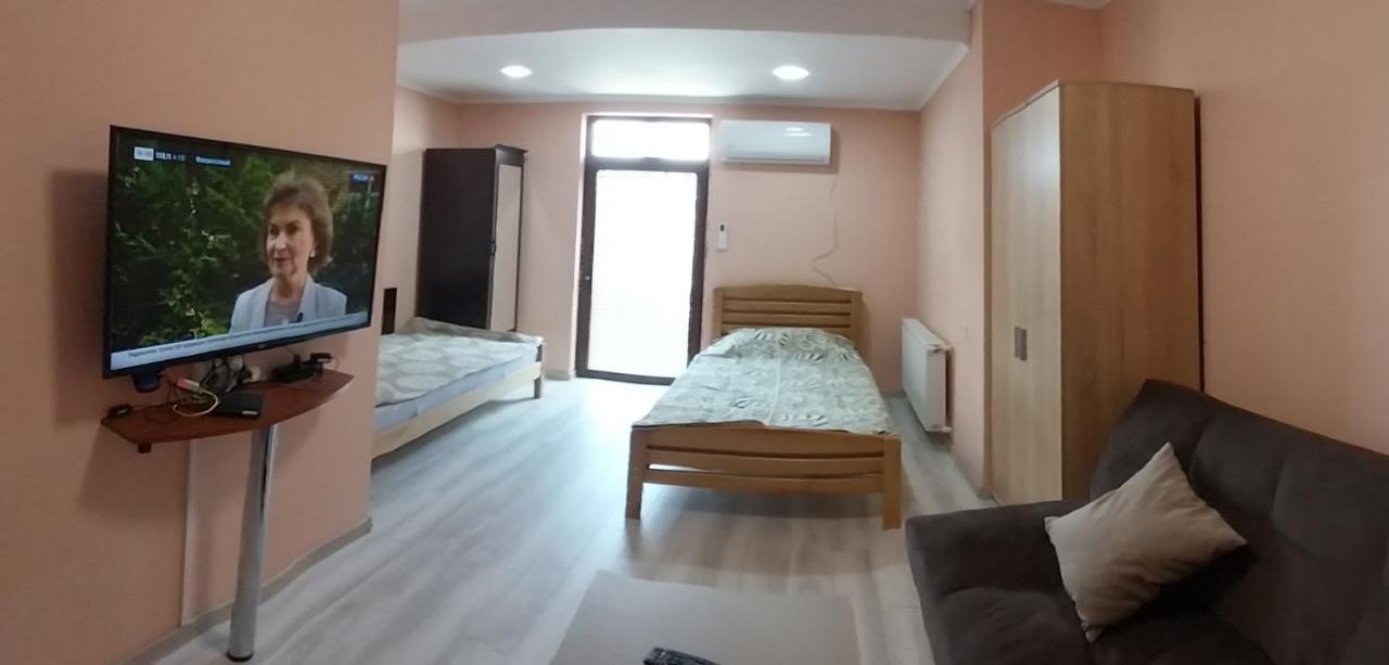Full House Daire Tiflis Dış mekan fotoğraf