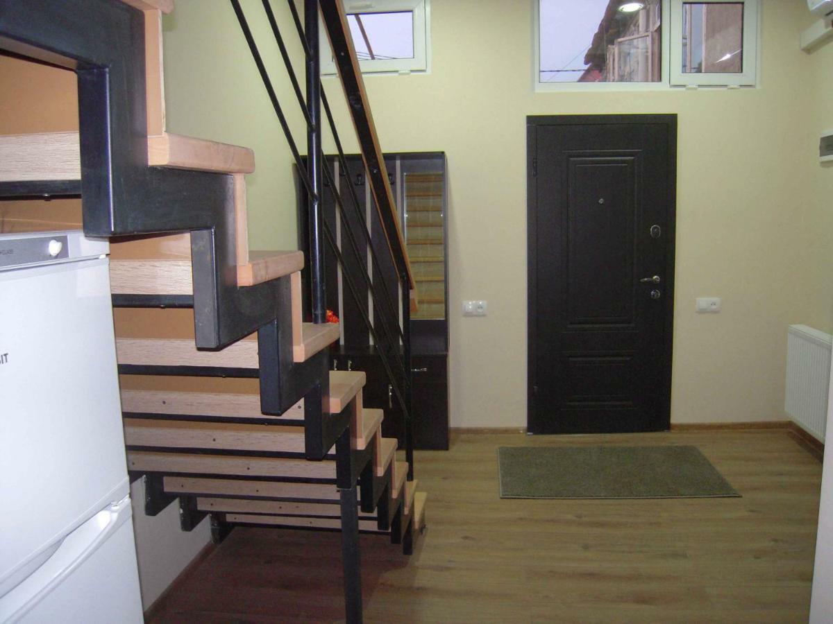 Full House Daire Tiflis Dış mekan fotoğraf