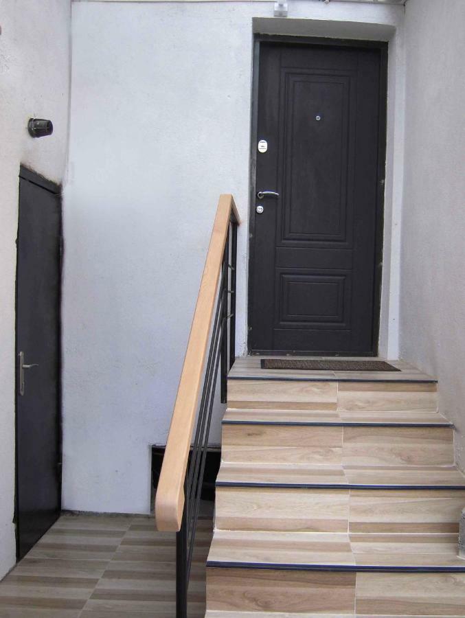 Full House Daire Tiflis Dış mekan fotoğraf